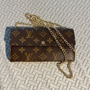 Louis Vuitton Wallet Crossbody